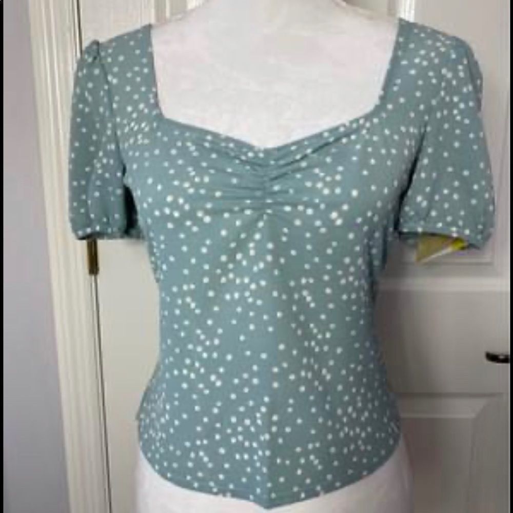 NWT Rewind Juniors Medium Polka Dot Smocked Top